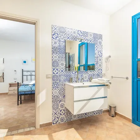 H14 Porto Frailis Guest house *