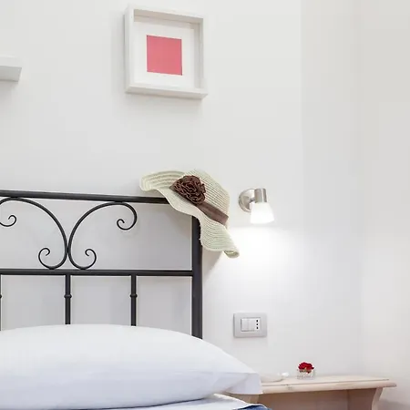 H14 Porto Frailis Guest house *