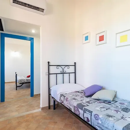 H14 Porto Frailis Πανσιόν