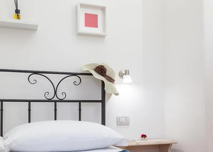 H14 Porto Frailis Affittacamere 4*