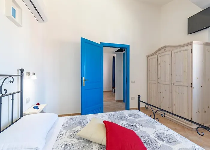 Affittacamere H14 Porto Frailis 4*