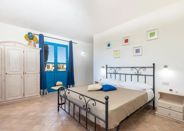 H14 Porto Frailis Πανσιόν 4*